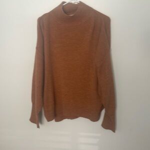 Cinnamon sweater